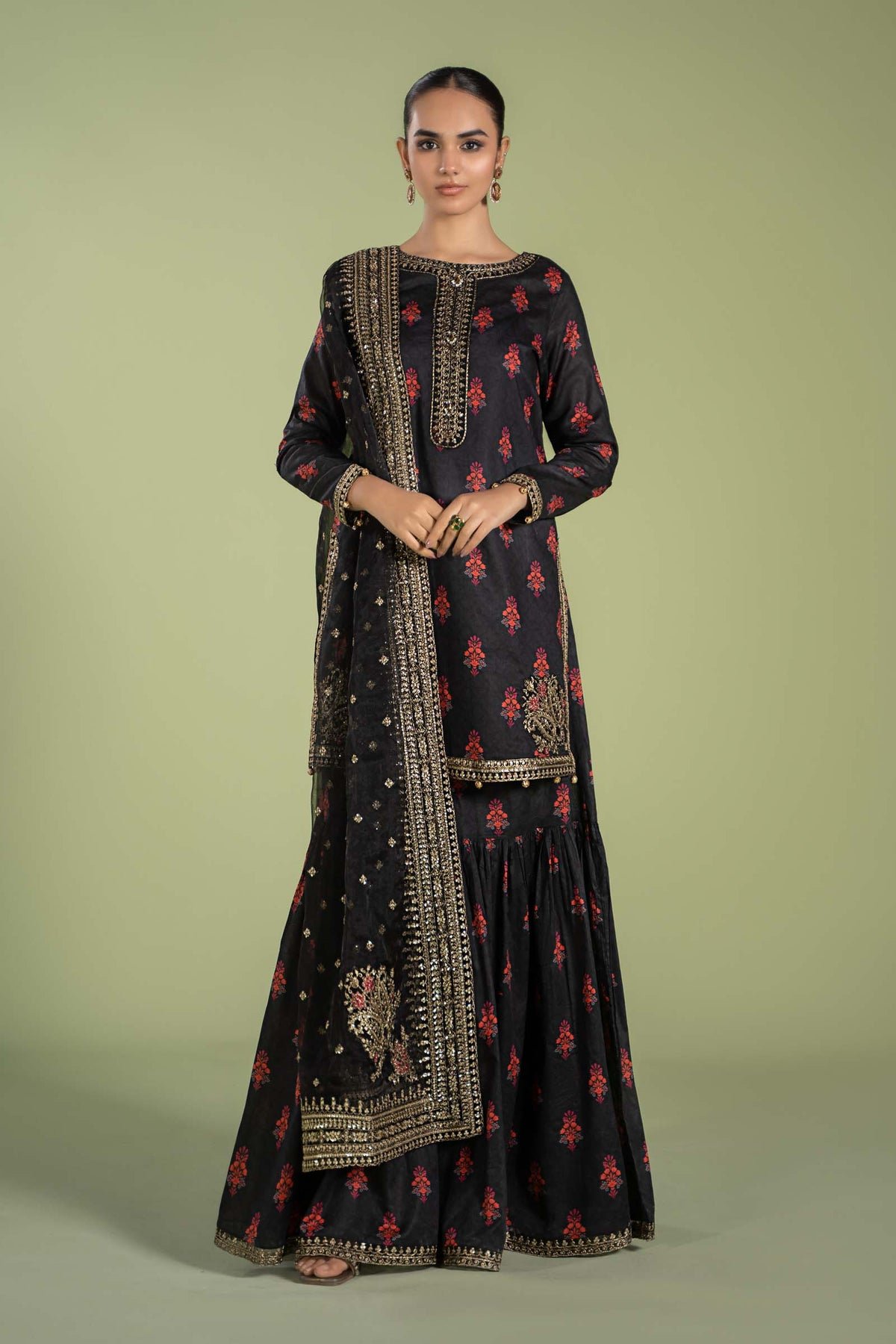 DW EF24 77 Black 1800x1800
