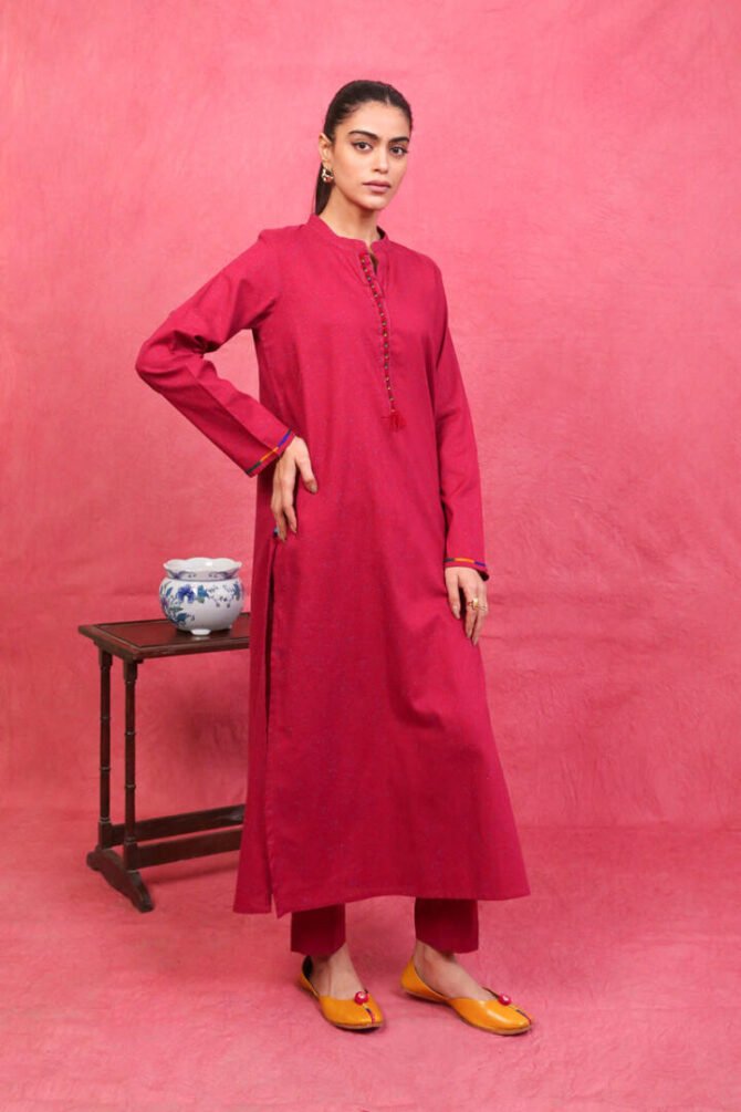 W23C1645 Red 800x1200