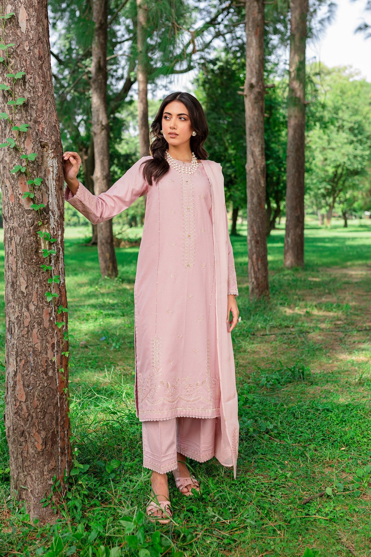 75 d353b1b4 e911 44bd a4f0 2d4d496445cc 1800x1800