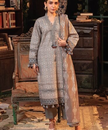 0014 2W24BP3P14 052A4610.jpg