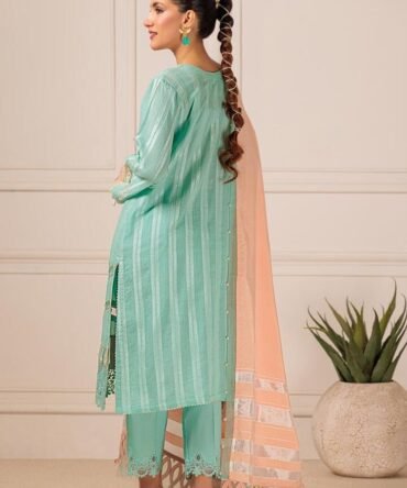 0008 HV2BS233P6 052A2192 jpg