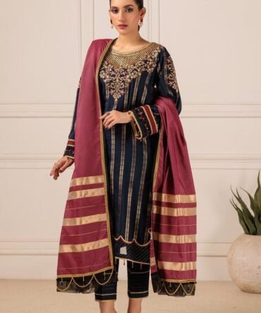 0027 HV2BS233P2 052A2588 jpg