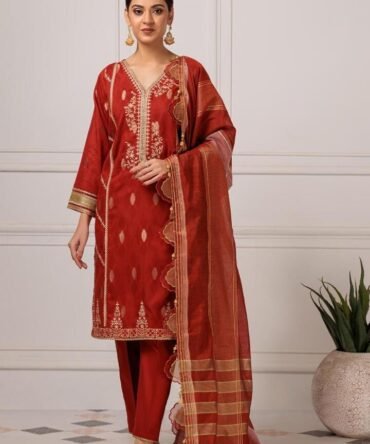 0039 HV1BS233P6 052A0176 jpg