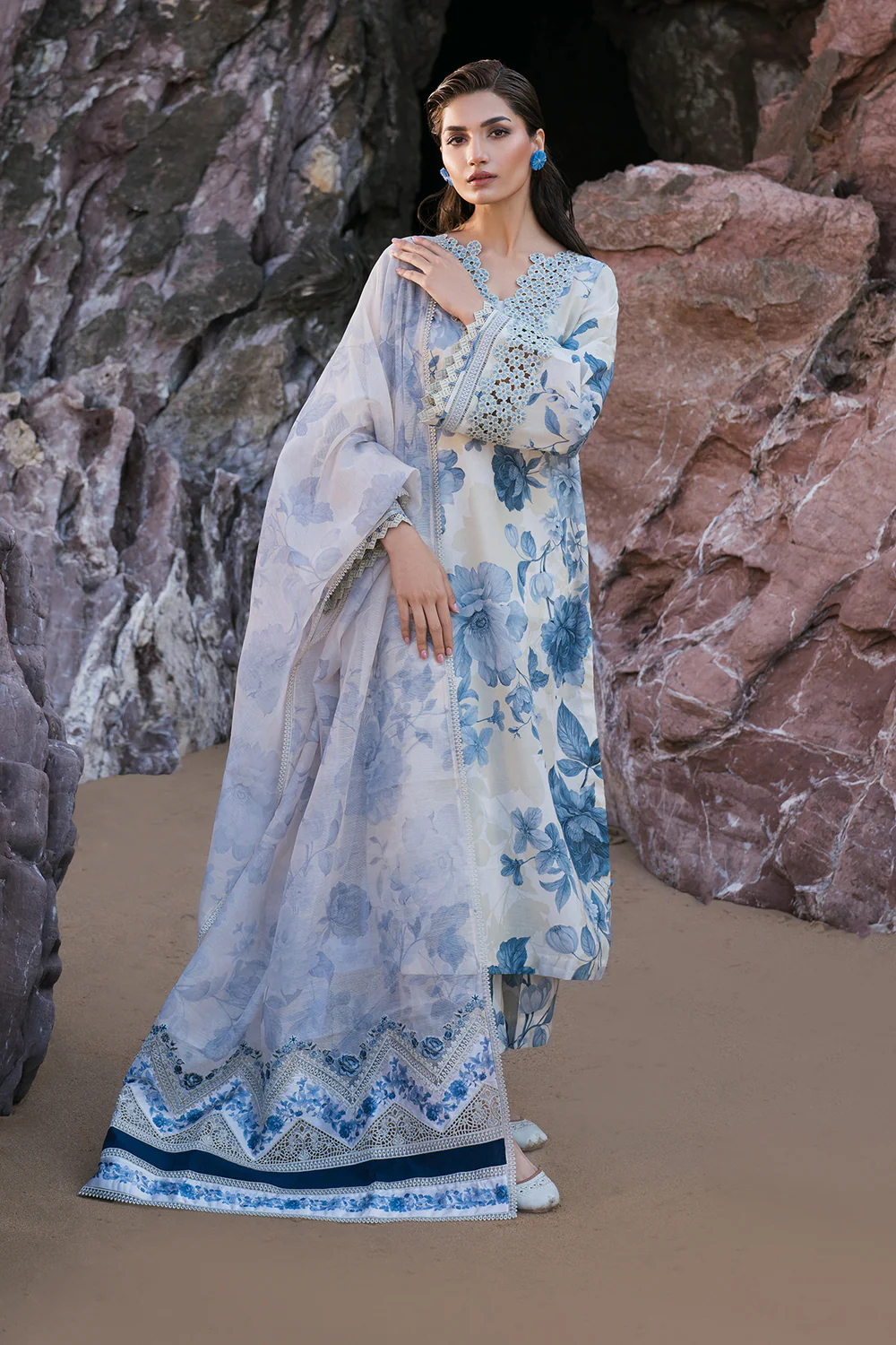 01 f17e43d3 d7c0 426b bed4 6a5aa39909db webp