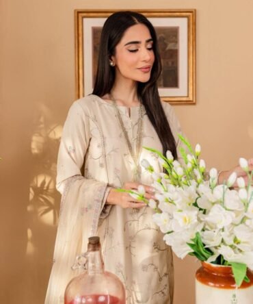 91 1abc290e e2fa 4e49 a99f deda1a7f0ba0 1800x1800 jpg