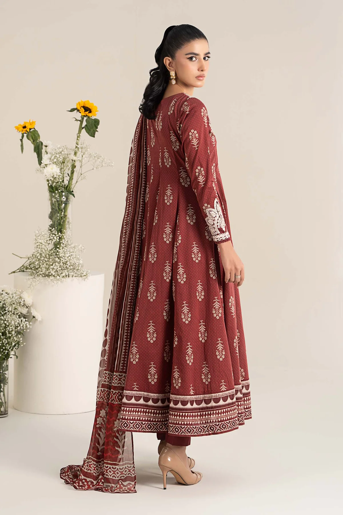 DWEF2522MaroonBack C 1800x1800 webp