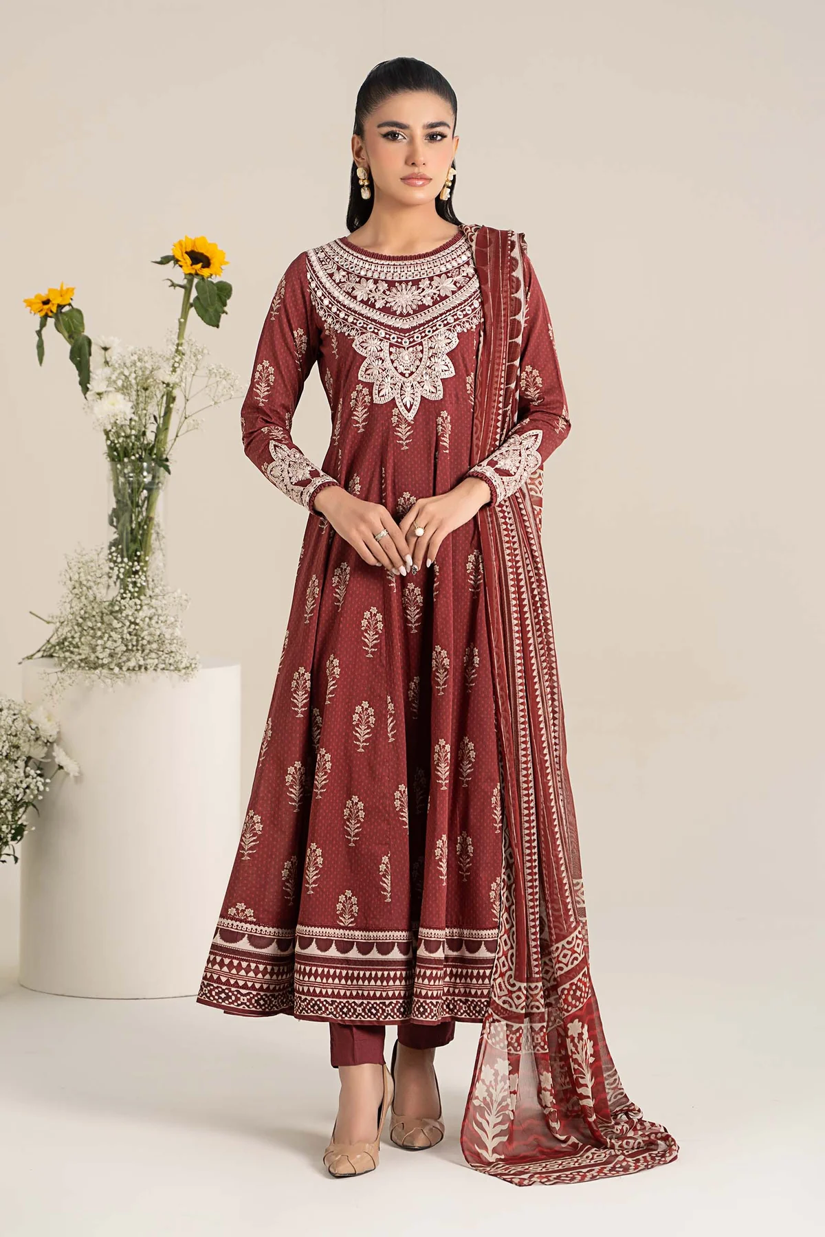DWEF2522MaroonFront A 1800x1800 webp