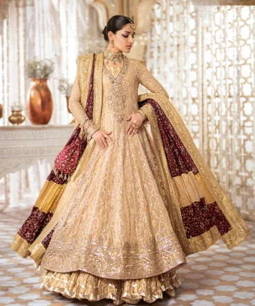 aik atelier wedding festive 24 vol 1 look 08 2 19f8f741 428f 453e 9a53 8d9b64756530 webp