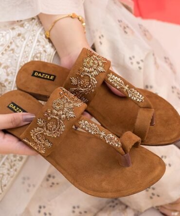 DSC 6124 copy 1800x1800