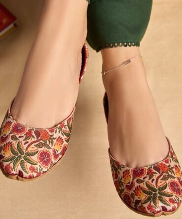 ZAH02227 copy 1800x1800