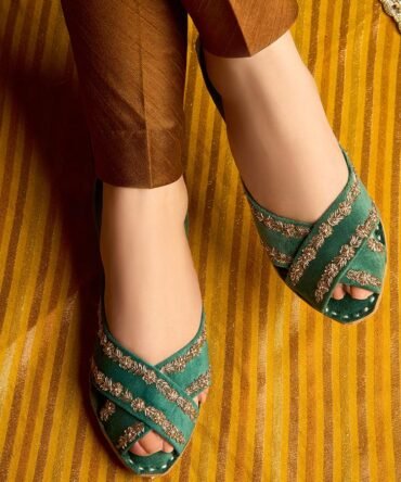 ZAH05237 copy 2 1800x1800