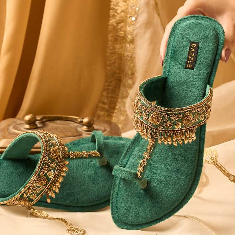 ZAH05247 copy 1800x1800