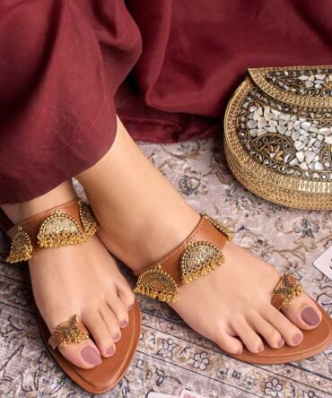 ZAH09435 copy 1800x1800