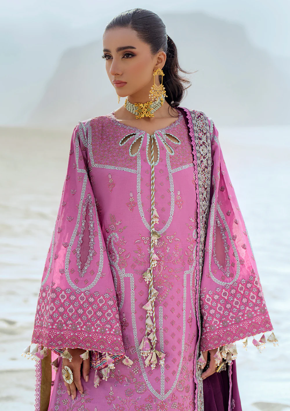 aik atelier lawn 25 vol 1 raqs look 01 4