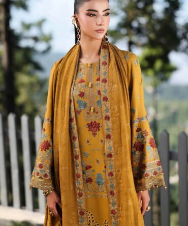 DW W 25 02 Mustard Closeup D 2400x2400