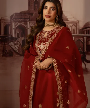 Layer 34 c4f4d403 bd30 45d0 8d8a cbf03a68a44c 600x