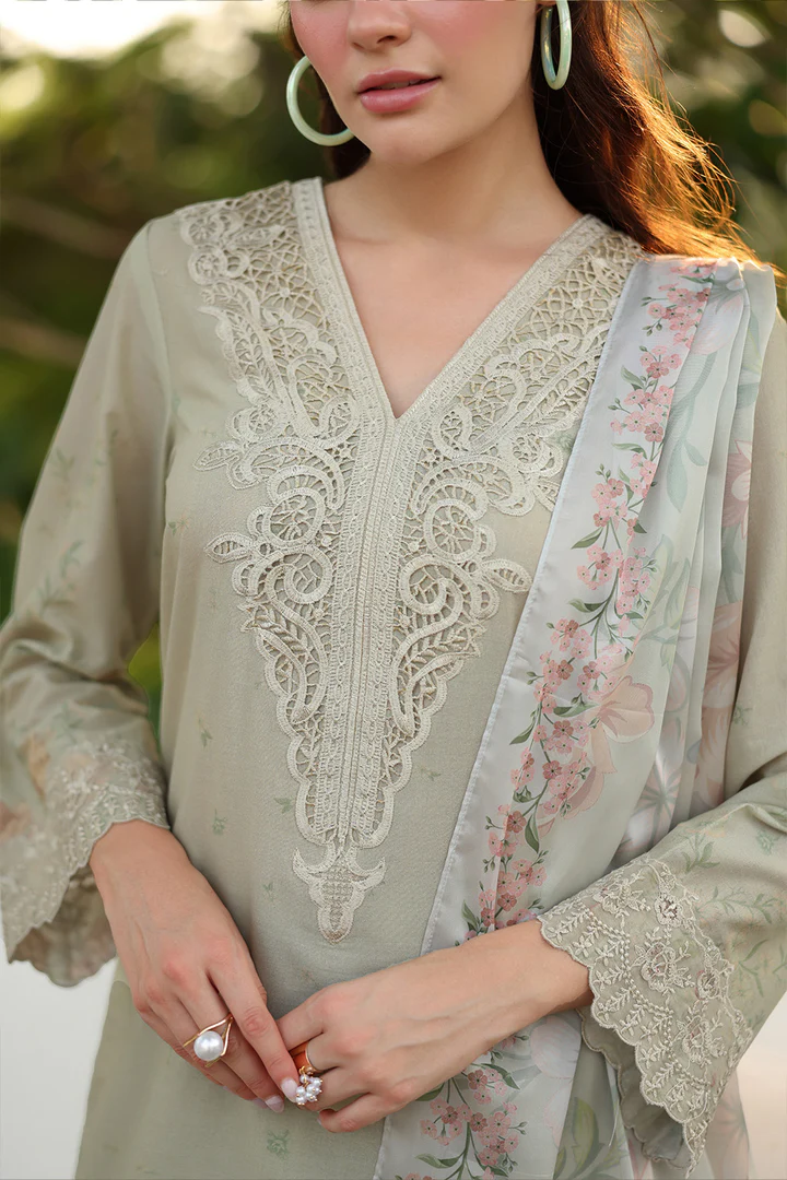 61 210ce595 1544 463a b3a3 f3f2cf558301